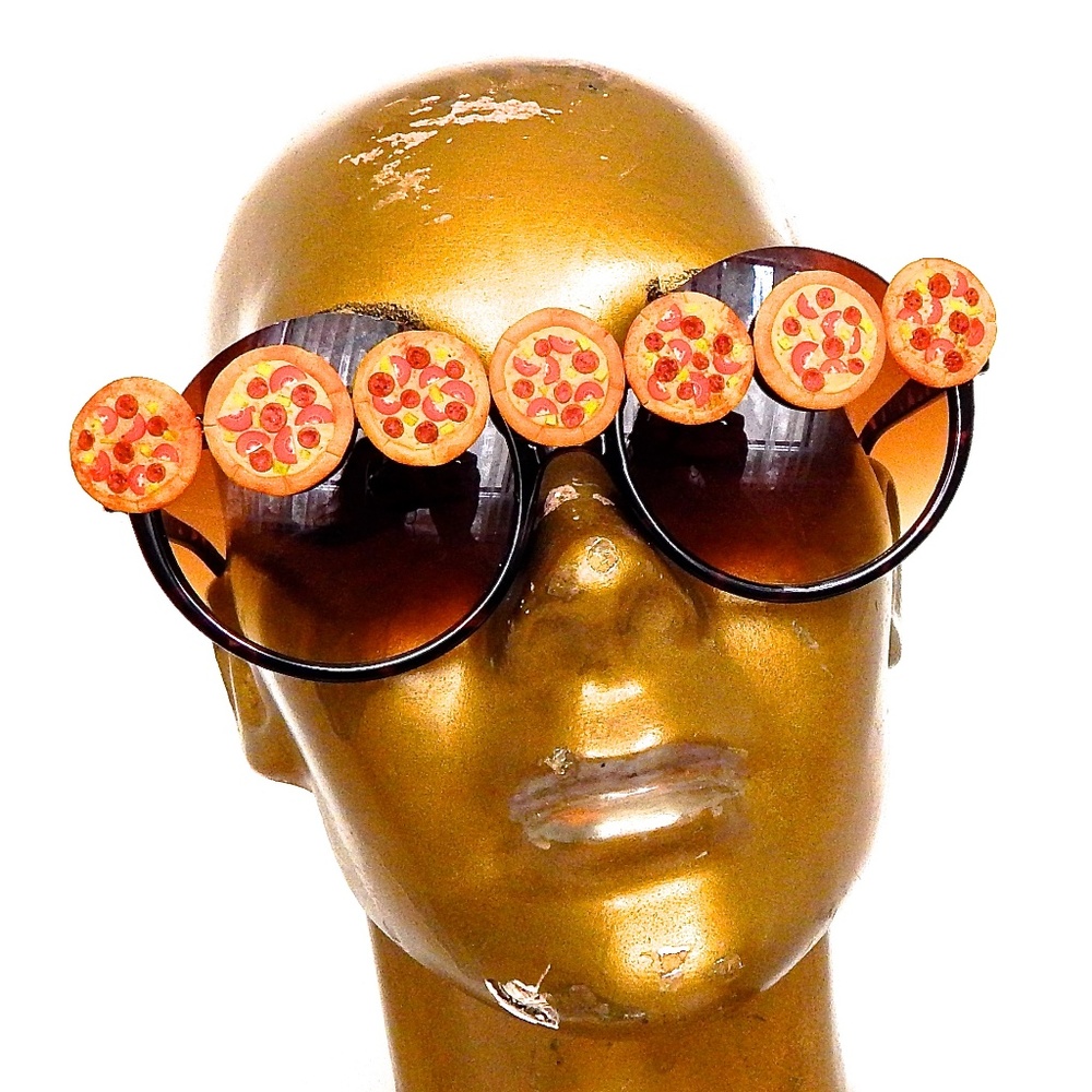 GASOLINE GLAMOUR PIZZA PARTY WORKS PIE PEEKABOO GLASSES 🍕 🍕 🍕
